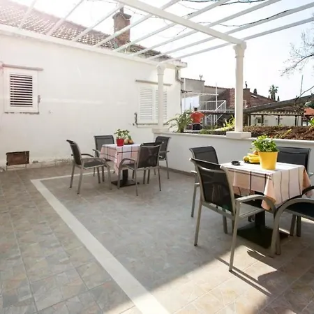 Kusalo - Comfort Twin Or Double With Patio * Ντουμπρόβνικ